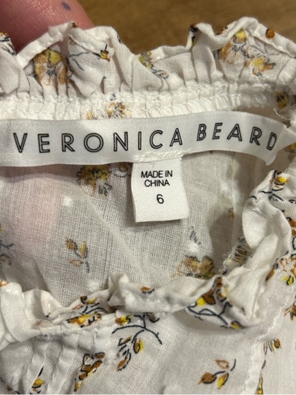 Veronica Beard Floral Ruffle Bib Pintuck Blouse Long Sleeve Cottagecore 6
Z - Picture 5 of 17